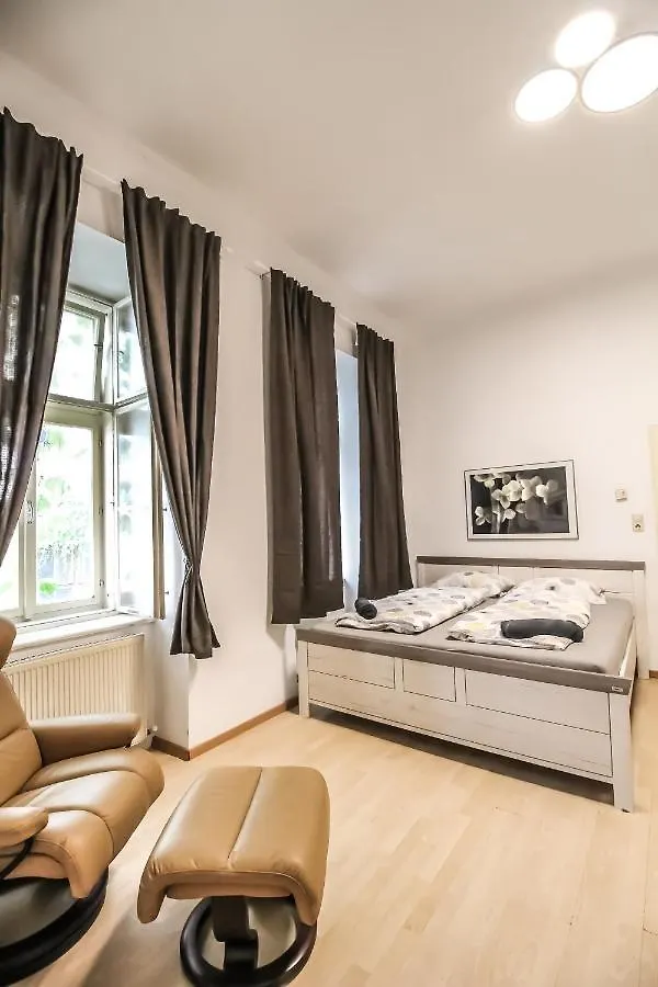 Family Apartment 5P Kl A Viyana Avusturya